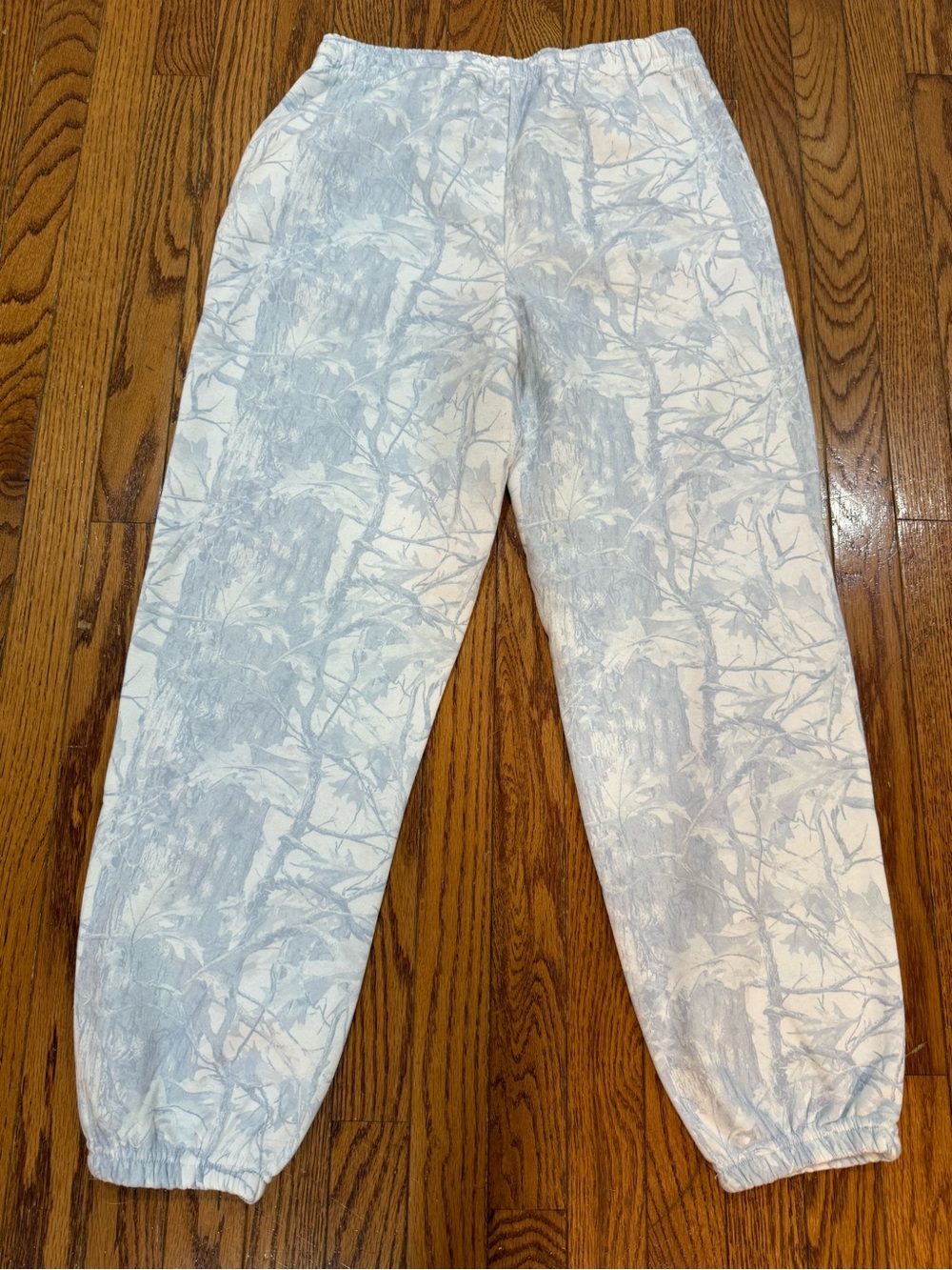 Women's Light Gray Marble-Print Jogger Pants - Picture 4 of 4